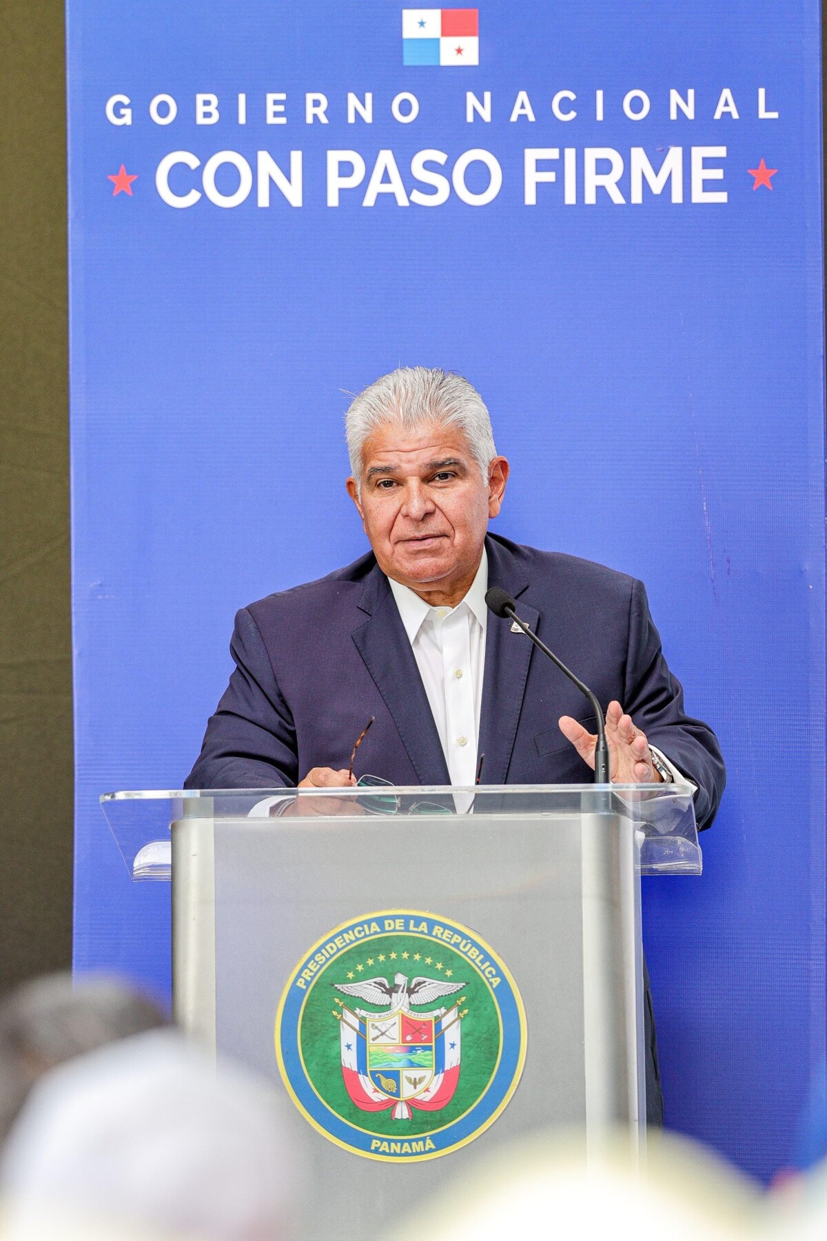 President urges to report extortion and supports strengthening specialized prosecutor's offices