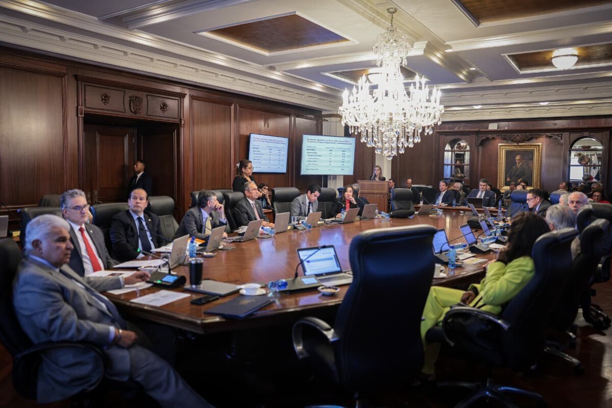 Панама укрепляет границы: новая сеть таможенных сканеров заработает до конца года