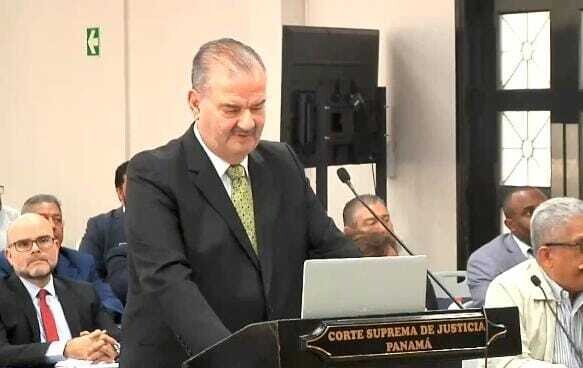 Martinelli's Defense Alleges Irregularities and Requests Acquittal