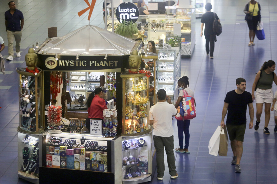 巴拿马：2025年的过渡与2026年的复苏展望