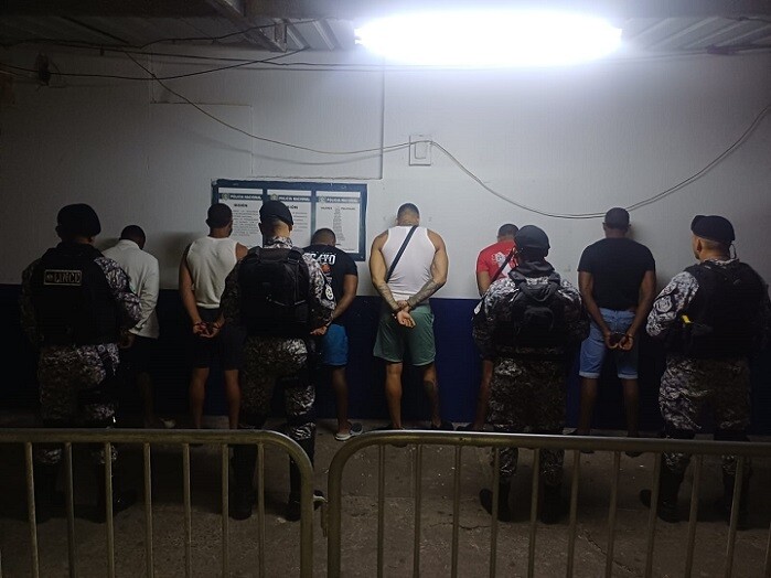 Colón National Police Seizes Firearms