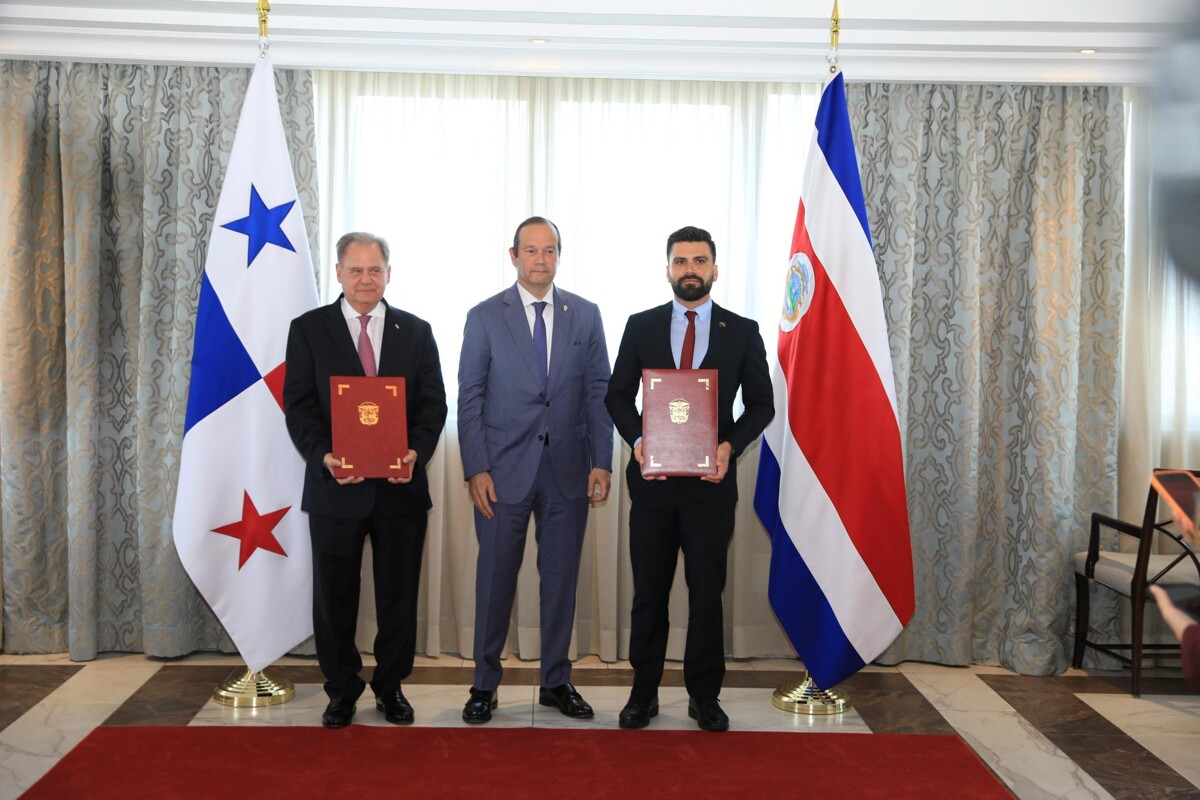 Panama and Costa Rica Sign Memorandum for Central American Railway Corridor
