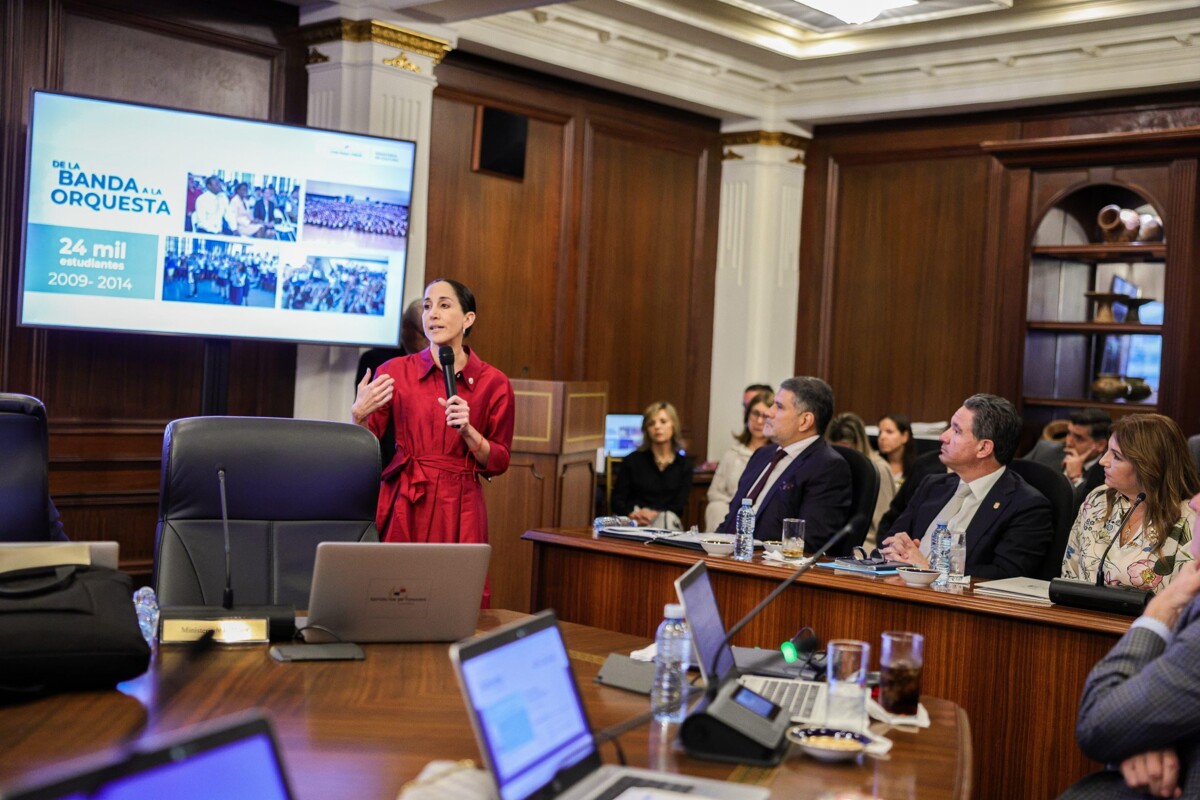 Panama Presents 'Latidos del Barrio' Program for 2 Million Citizens