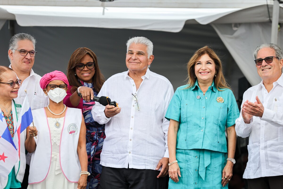 Panama's President Orders Construction of New National Oncology Institute