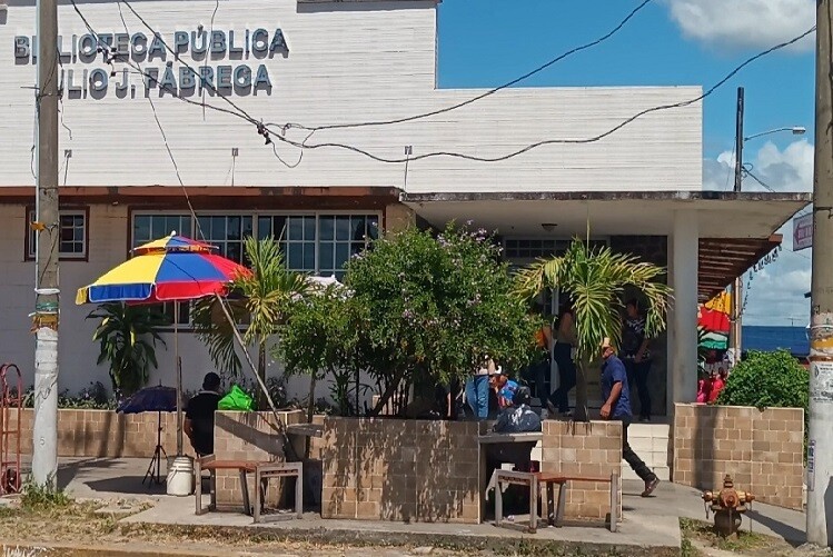 Lack of information in Santiago Public Library raises questions