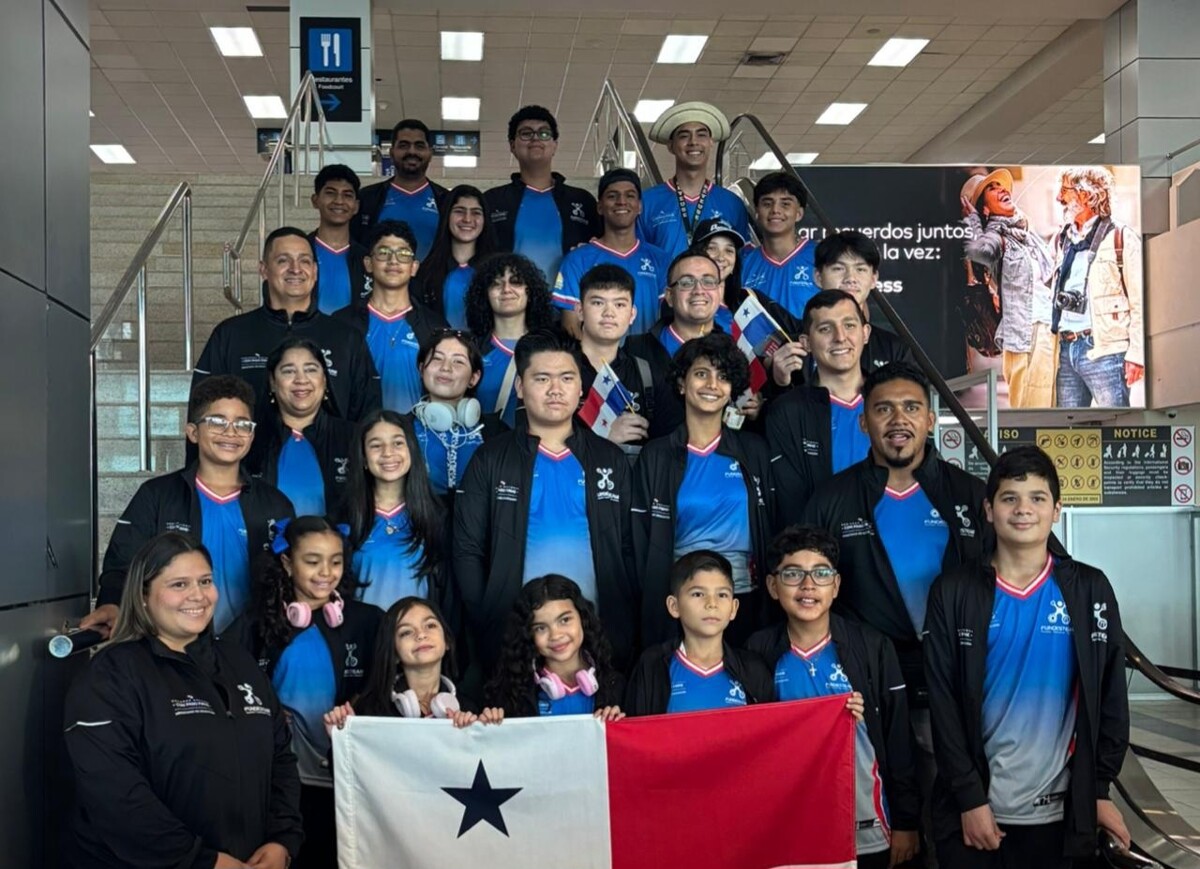 Панамская команда отправляется на Всемирную робототехническую олимпиаду 2025 в Сингапур