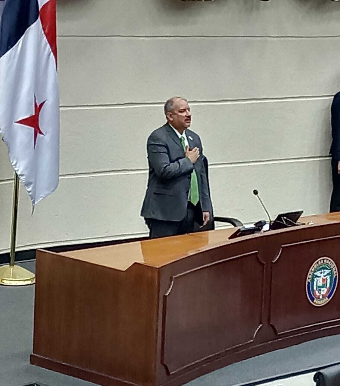 Пленум Национальной ассамблеи Панамы утвердил 40 законов и анонсировал приезд Лулы да Silva