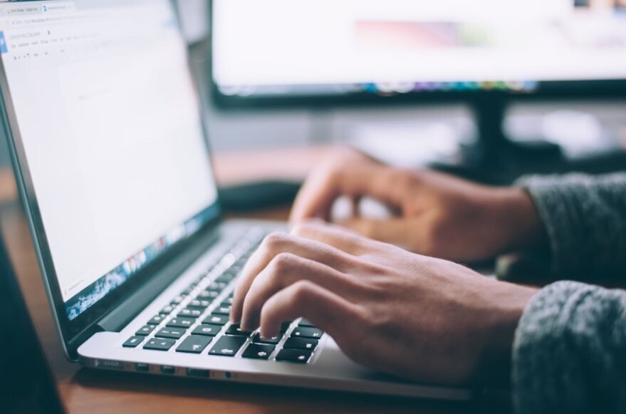 The 5 Best Platforms for Trading Synthetic Assets in Panama with Low Fees