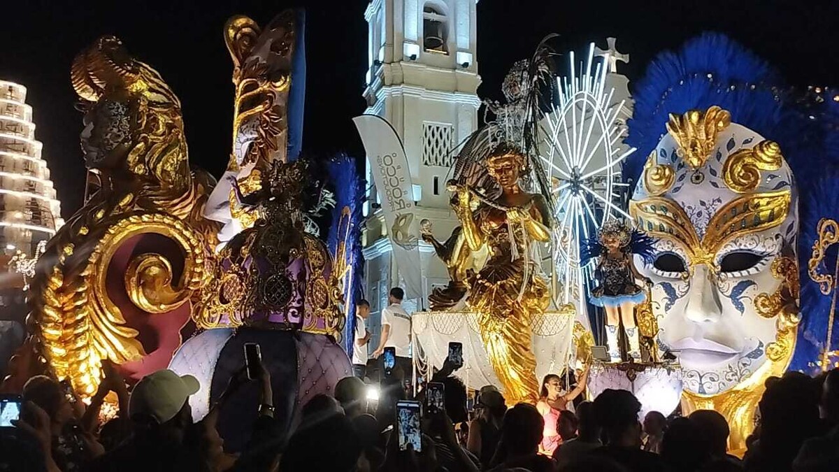 Carnivals Kick Off in Las Tablas