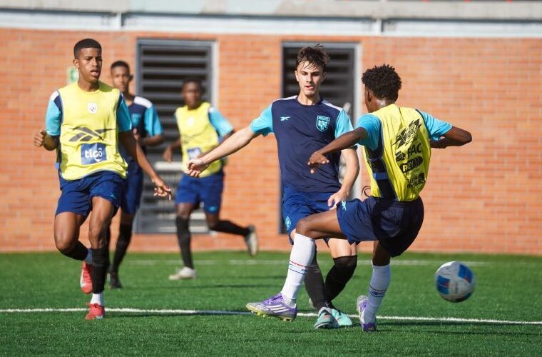 Panama U-17 Team Trains During Holidays for Concacaf Qualifiers