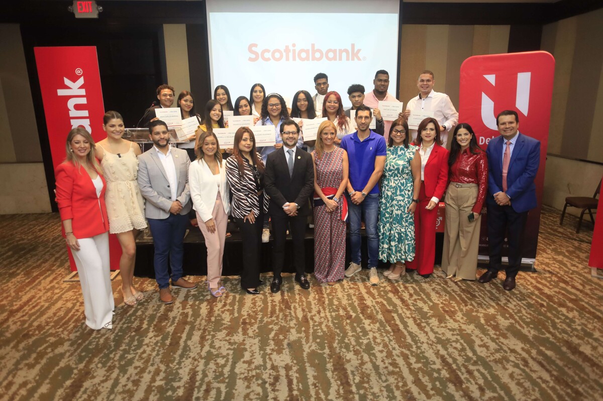 Scotiabank и Universidad Del Istmo осуществляют мечту панамских студентов с помощью стипендий '3 за 1 мечта'