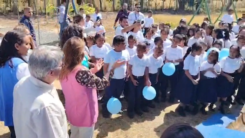 Вода с неба для школ! Четыре школы в Кокле обеспечиваются дождевой водой