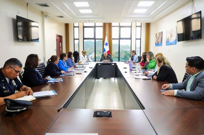 巴拿马社会发展部牵头保护弱势儿童计划