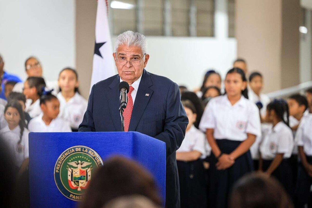 Lack of Presidential Press Conferences Focus of 'La Repregunta' Episode