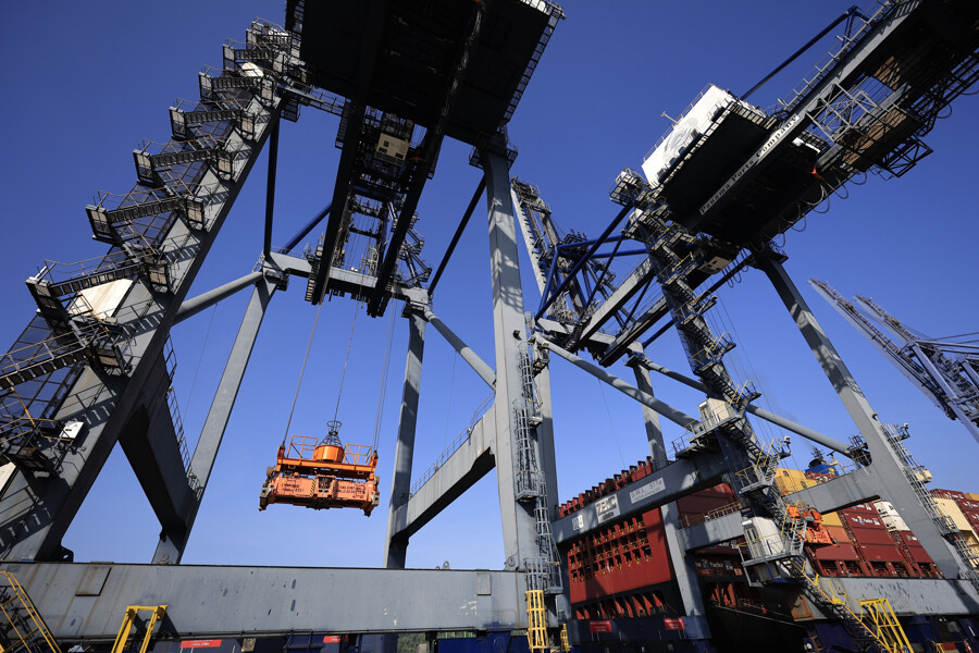 巴拿马总统希望缓解中国扣留船只引发的紧张局势