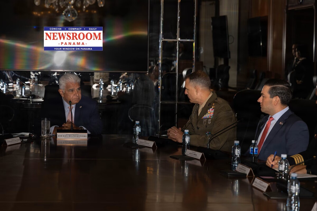 美军南方司令部司令访问巴拿马以加强安全合作