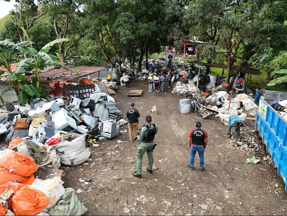 Panama Authorities Stop Illegal Burning on Patacón Hill