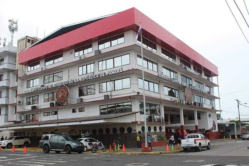 Panamanian Firefighters Call for Increased Home Safety for Christmas