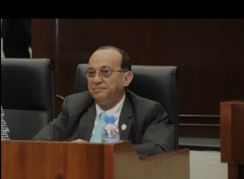 Rector de la Universidad de Panamá formaliza que no buscará la reelección