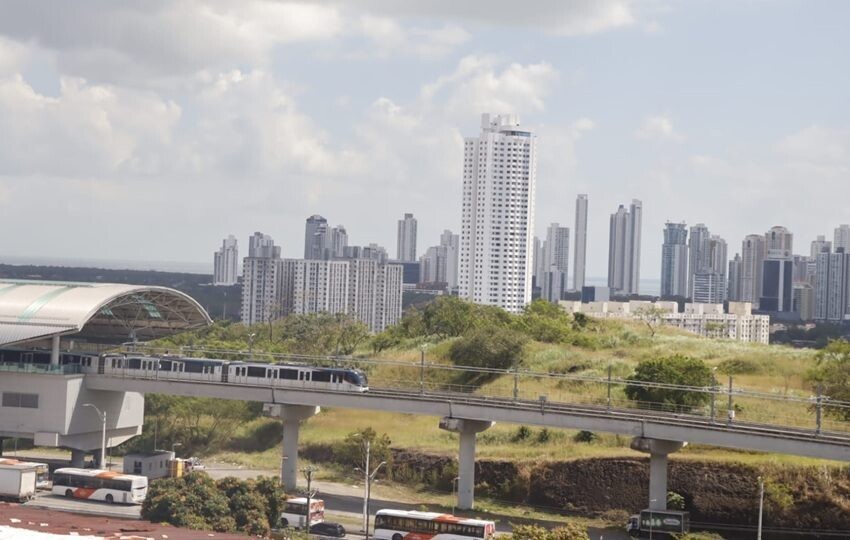 El Salario Mínimo Promedio en América Latina es de Alrededor de $400 Mensuales con Marcadas Diferencias entre Países