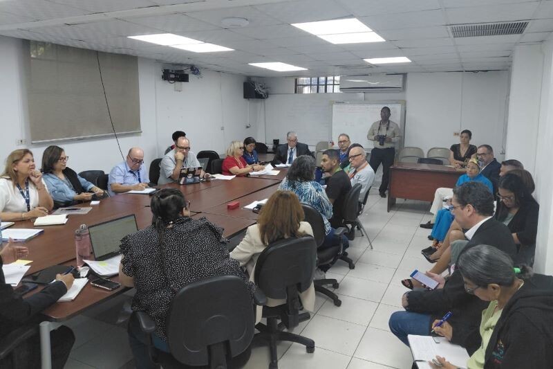 Authorities Coordinate Joint Drug Purchase Amid Critical Shortage