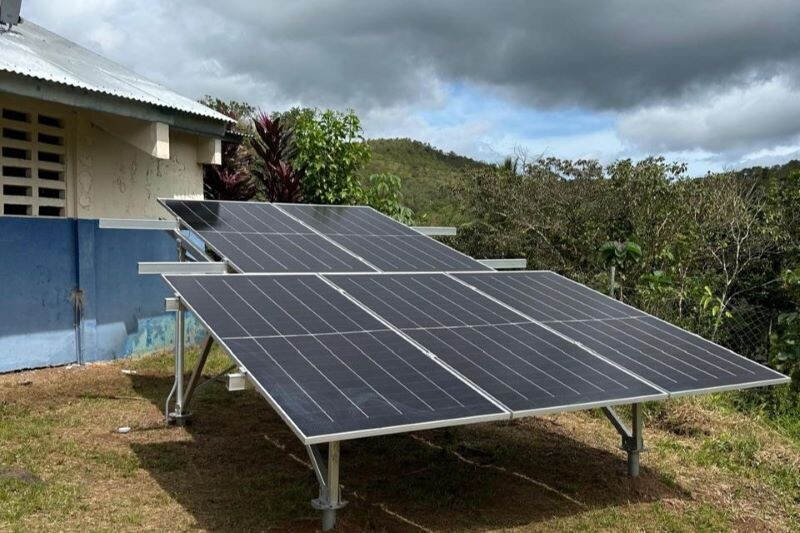 AES Panamá boosts rural education with solar panels