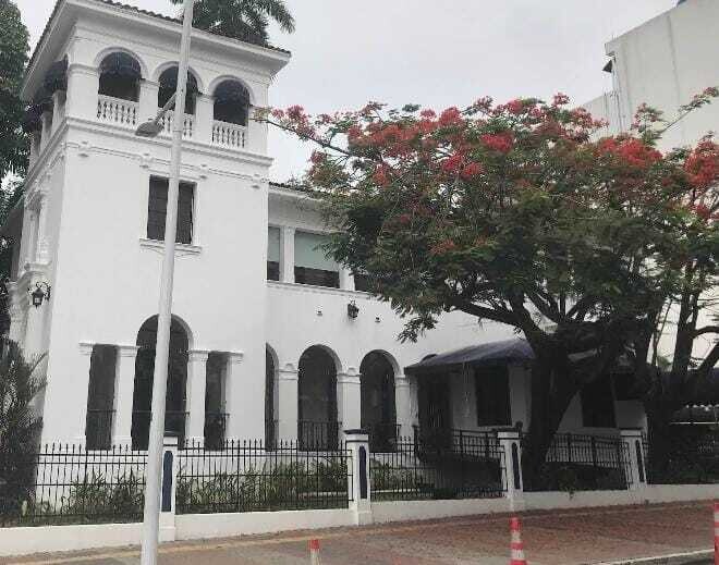 巴拿马医生和律师的刑事案