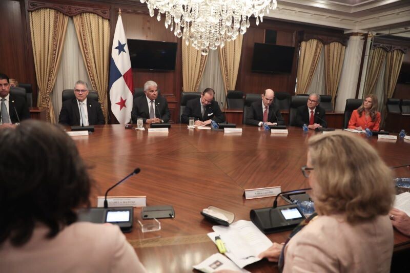 EIB Backs Panama's Economy and Announces Regional Office