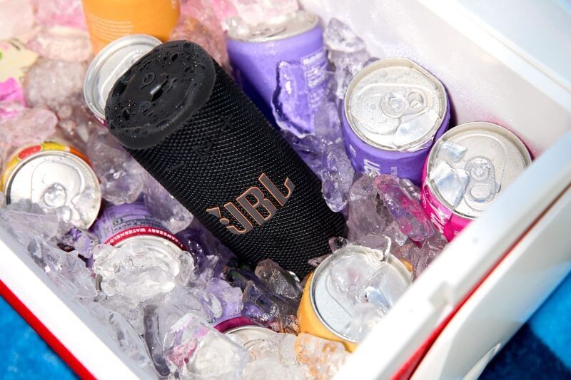 Valentine's Day: Celebrate with High-Quality Audio Devices for Every Lifestyle