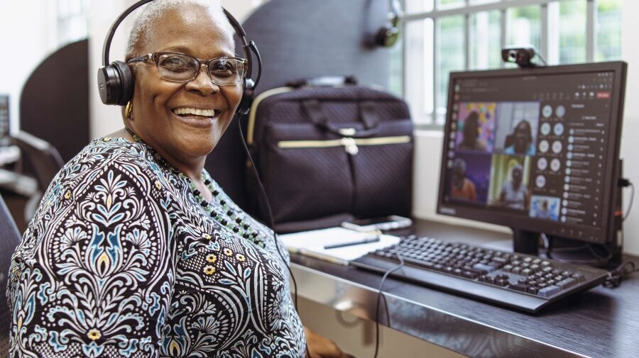 Panama Accelerates Internet Revolution with Fiber Optics, 5G, and Starlink