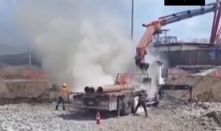 Tragedy at the Fourth Bridge: Worker Dies on the Job