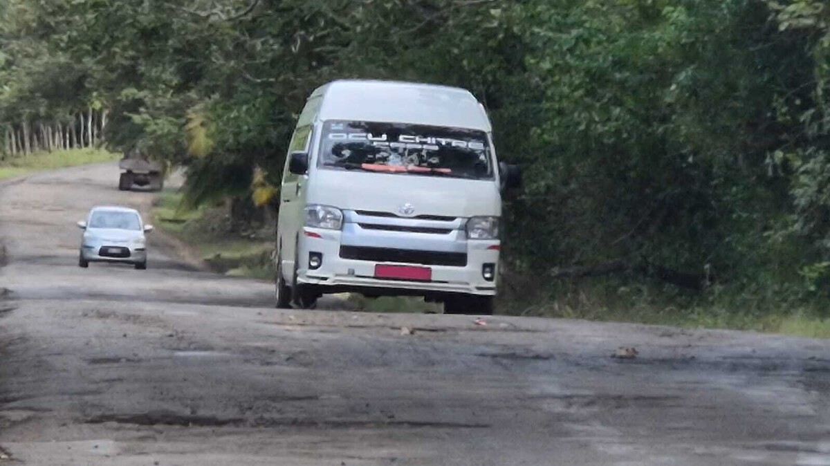 Жители Панамы требуют срочного ремонта дороги, соединяющей Эль-Педрегосо и Оку