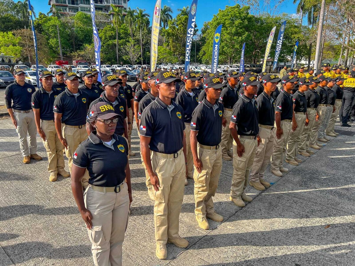 国家移民局部署 989 个单位参与“圣周”行动