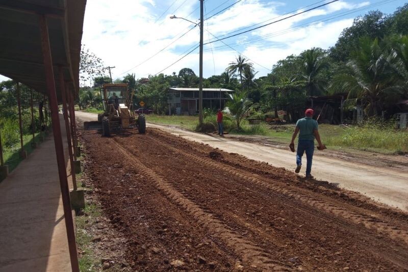 MOP в Дарьене усилило дорожное обслуживание в четырех сообществах