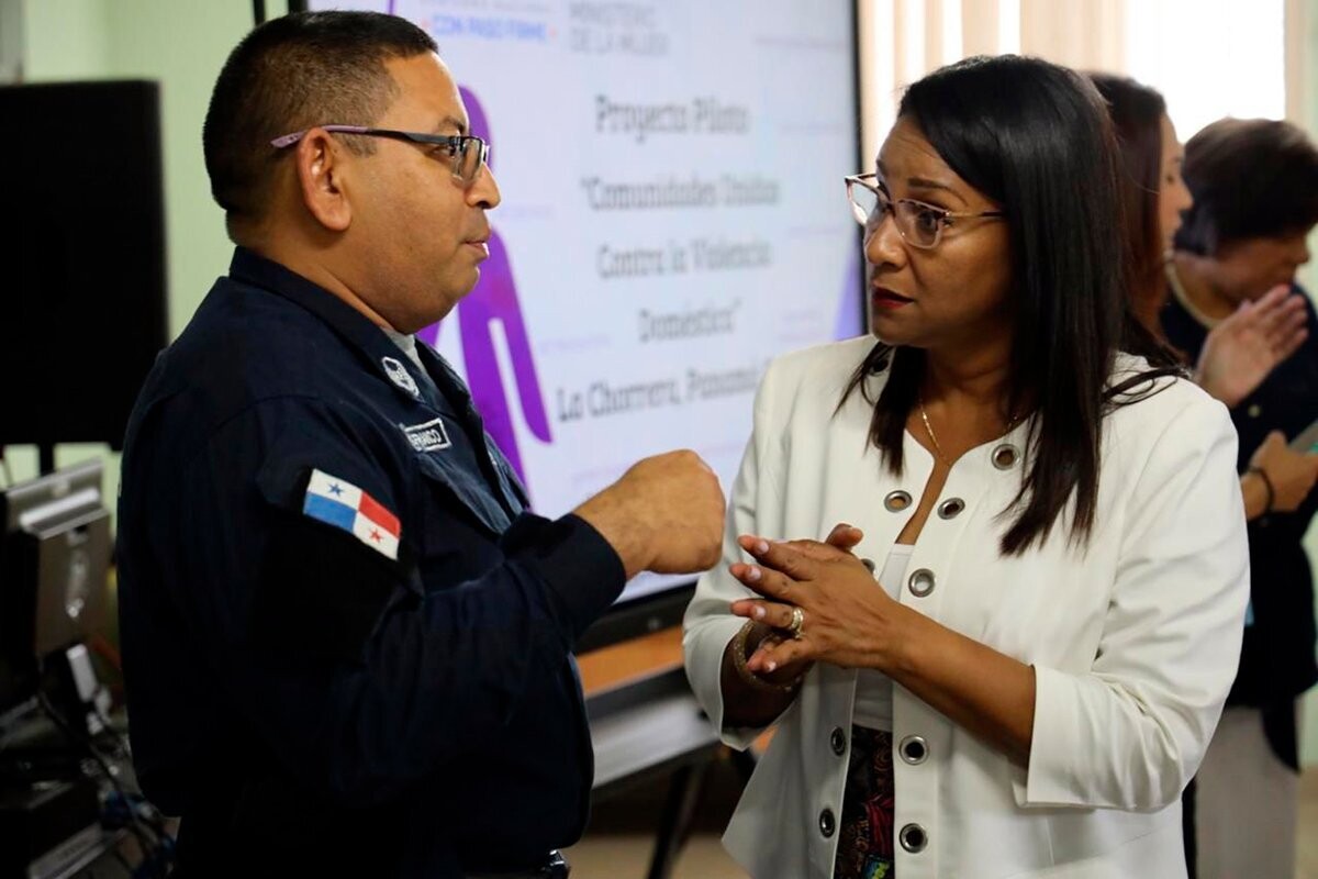 Ministry of Women Implements Devices Against Violence