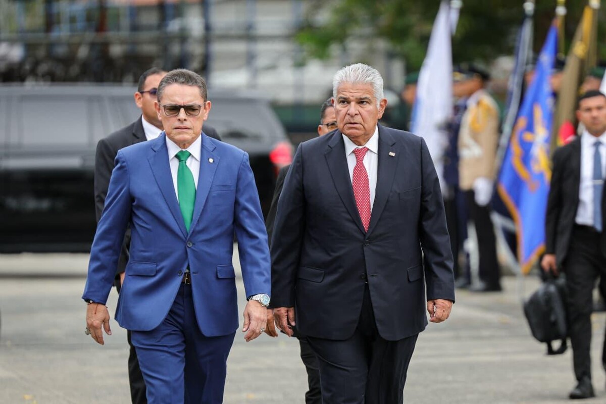 Ábrego Promises Seniority Bonus and Demands Firm Hand Against Crime