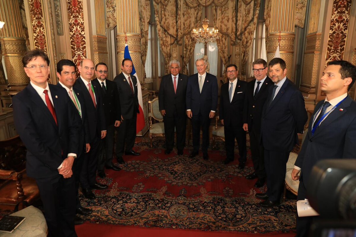 Panama's President Mulino Attends Chilean Inauguration