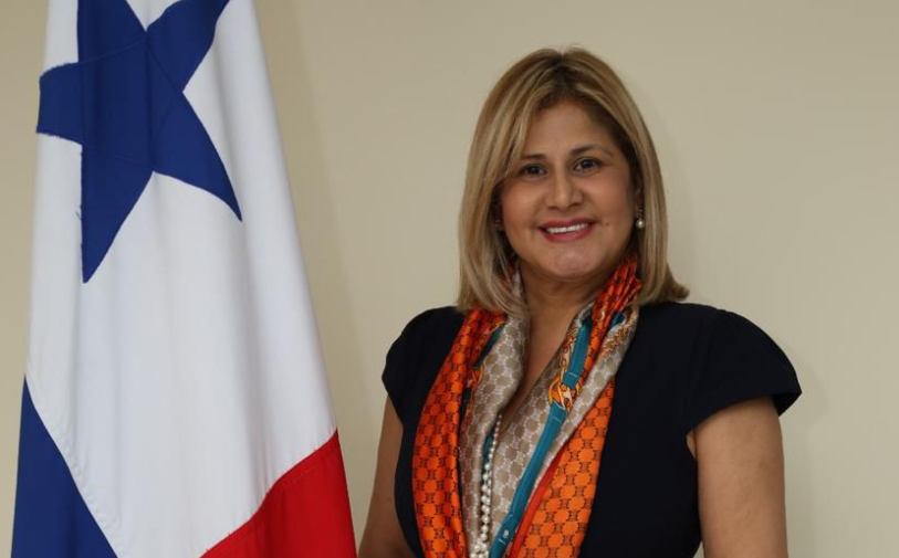 Президент Панамы назначил нового директора Senniaf