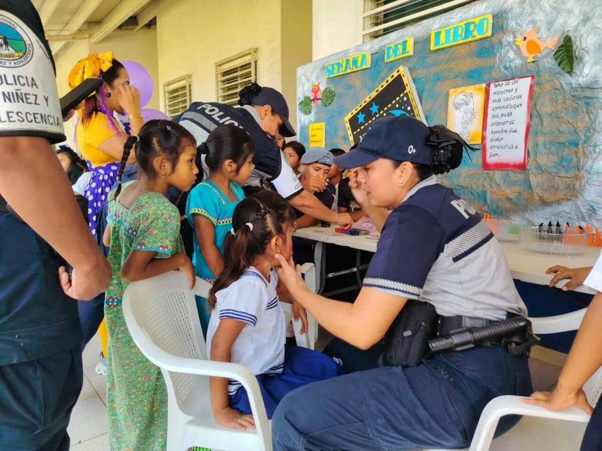 Национальная полиция содействует мирному сосуществованию в регионе Нгэбе-Бугле