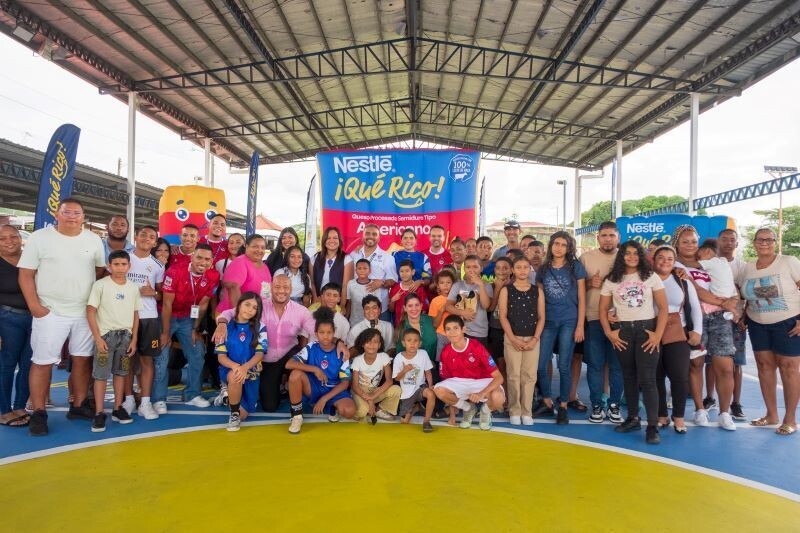 Nestlé и мэрия Сан-Мигелито укрепляют сотрудничество с открытием спортивной площадки