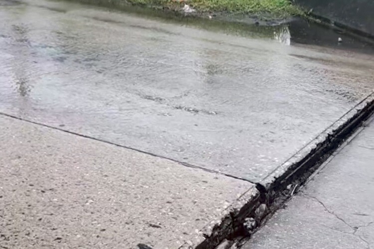 Conductores preocupados por el estado de la carretera Panamá-Colón