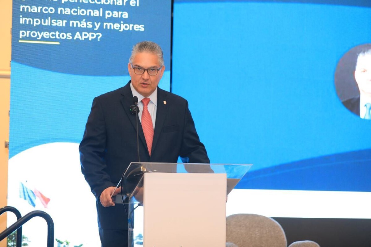 Panama holds forum on sustainable public-private partnerships