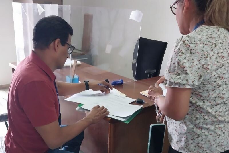 Ministry of Government Supplies Equipment to Community Courts