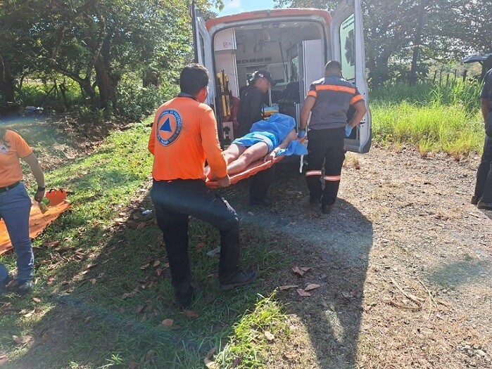 Panama Police Accidentally Find Man Who Stabbed Mother and Set House on Fire