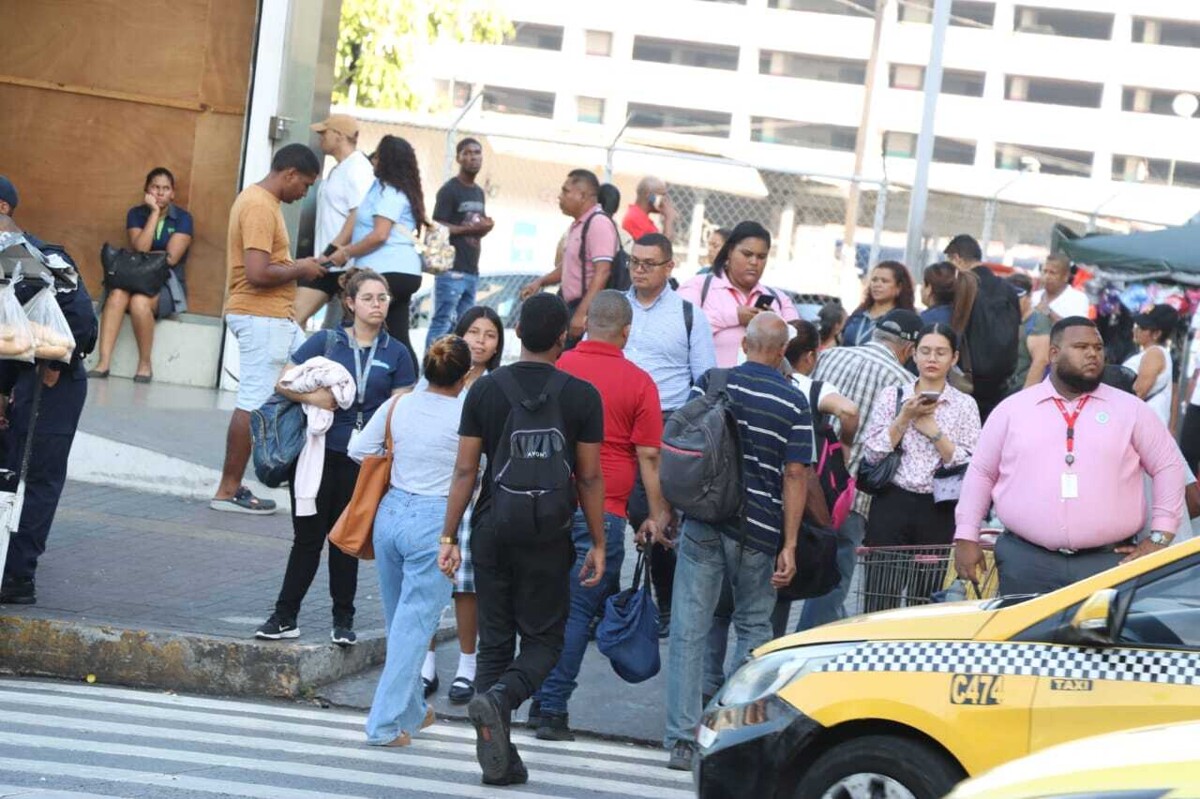 Предприниматели призывают к балансу, а профсоюсы — к достойной зарплате: началось обсуждение минимума 2025