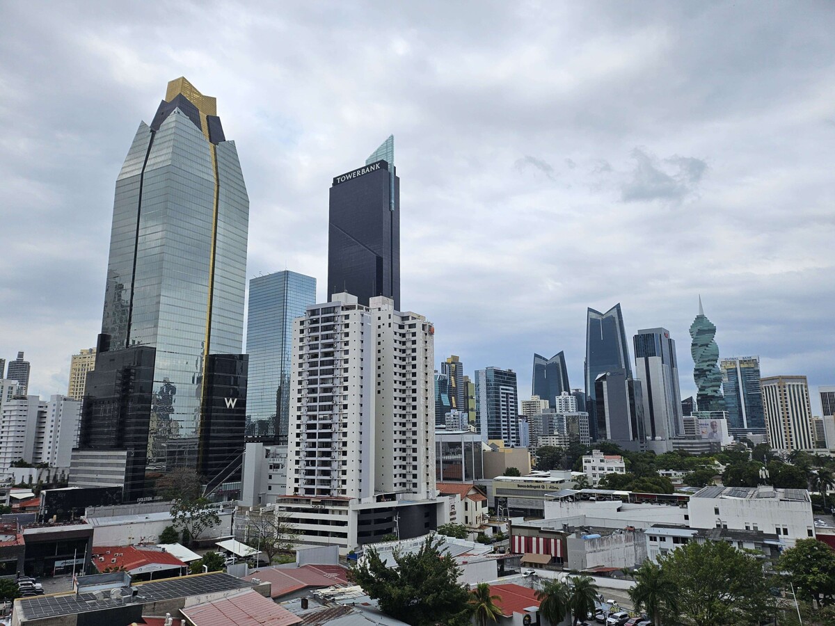 巴拿马银行业转型