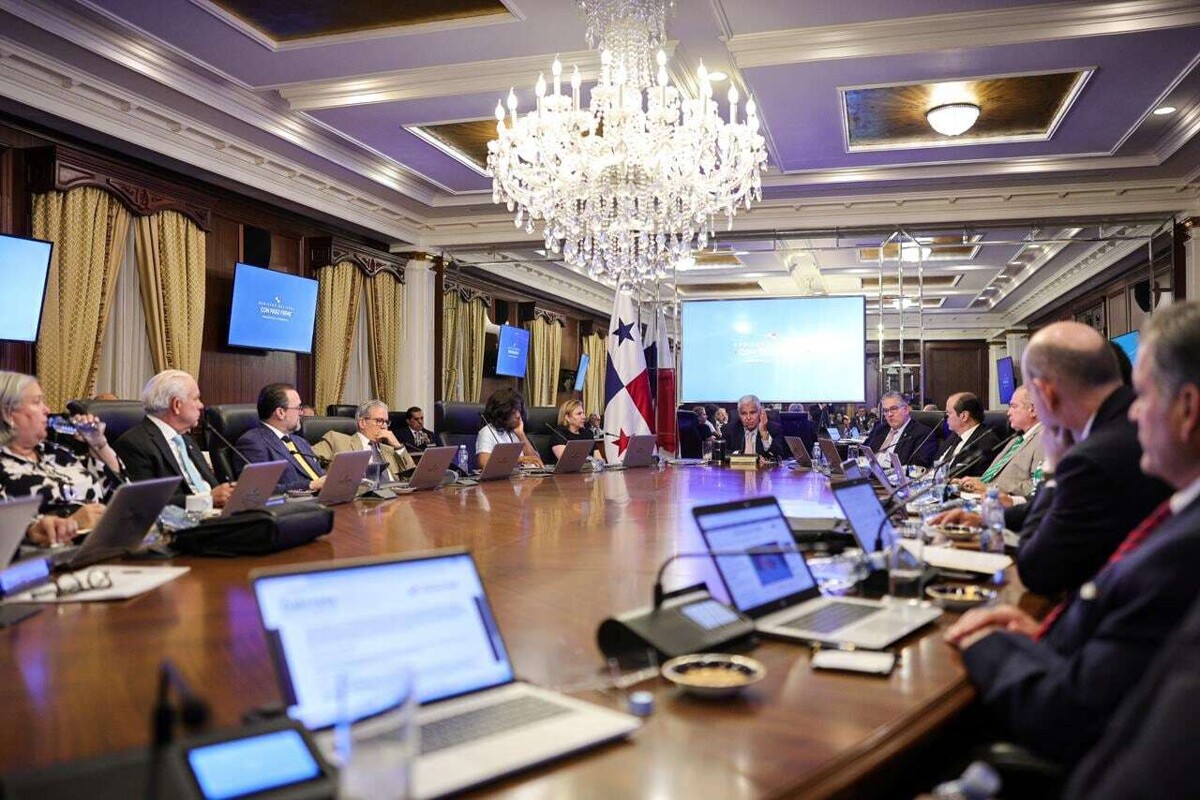 公共交通燃料价格临时上限措施