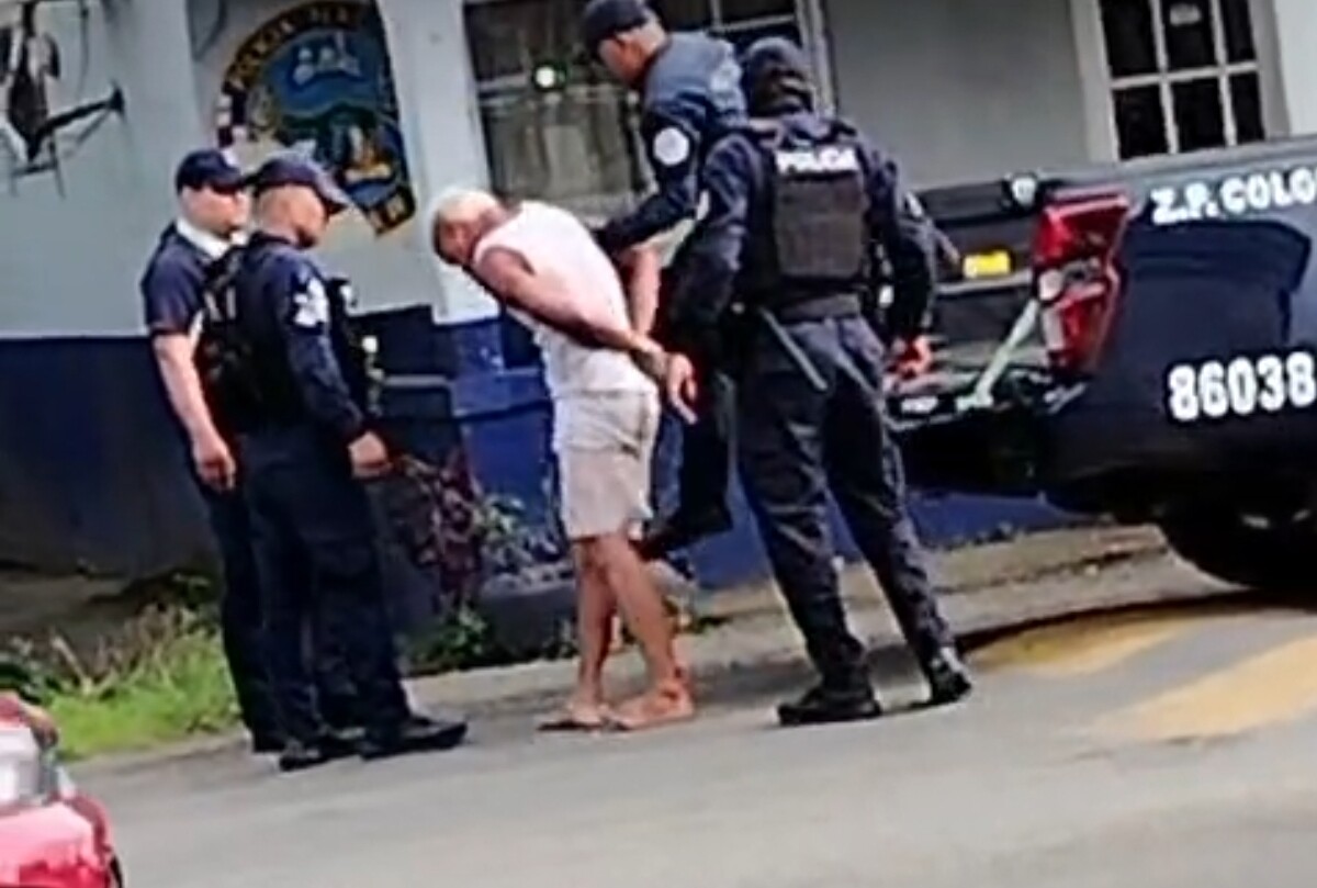 Fight on Panama Beach Leads to Three Detentions