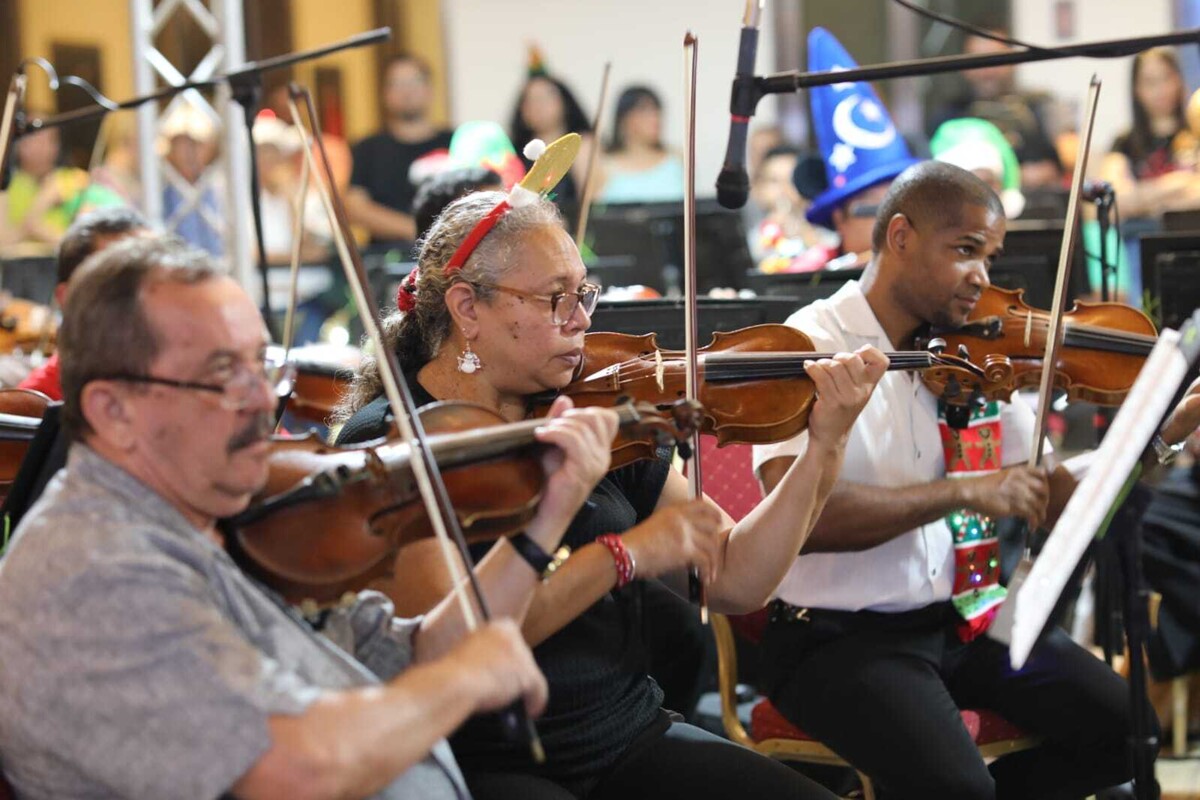 Национальный симфонический оркестр Панамы открывает рождественский сезон