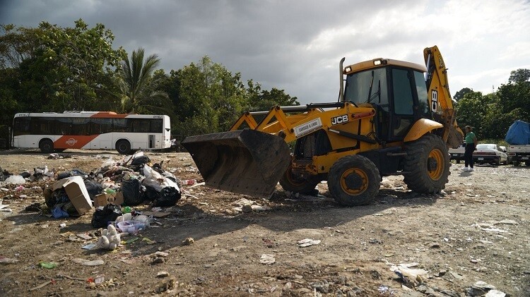 Panama Authority Installs New Garbage Containers